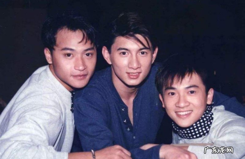 小虎队三兄弟重聚，合照一出引起网友满满的回忆