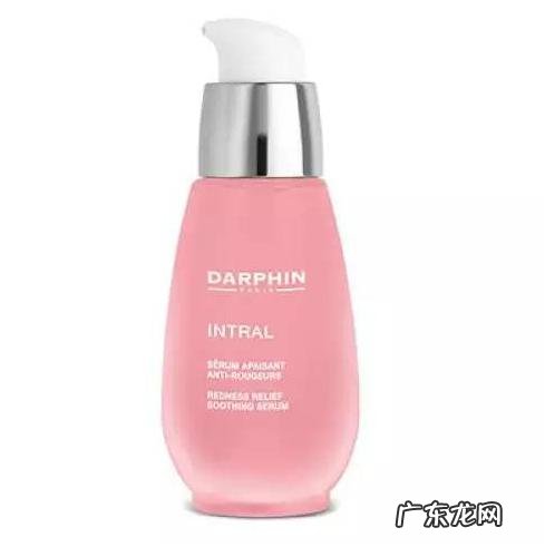 皮肤比较干用什么化妆品?长痘痘,敏感?