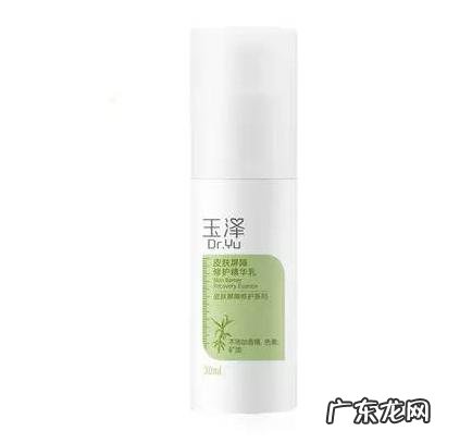 皮肤比较干用什么化妆品?长痘痘,敏感?