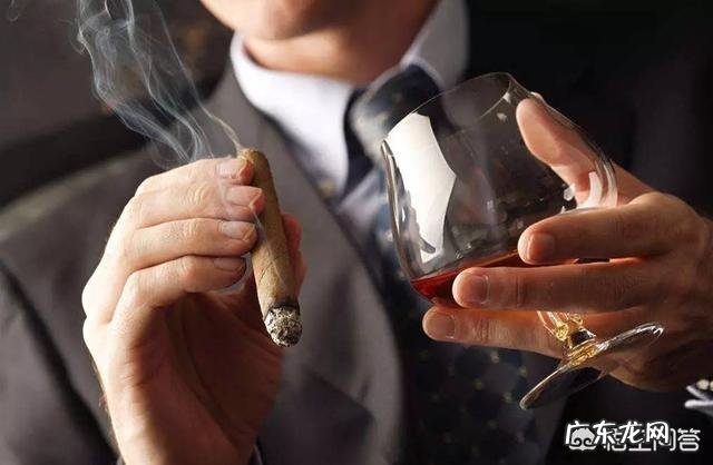 男人40岁了,该怎样保持年轻的容颜? 男人40岁怎么保持年轻