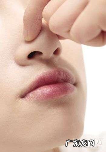 正确的隆鼻手术方法 隆鼻手术原来是这样做