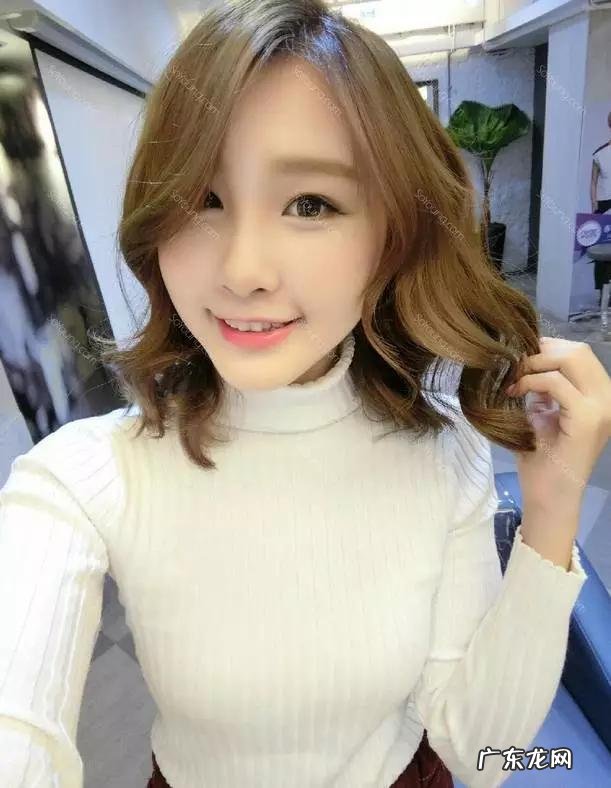 张馨予鼻子是谁做的 张馨予隆鼻