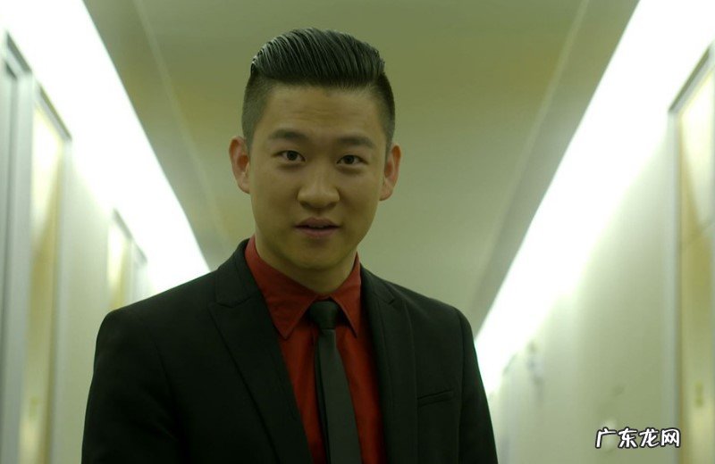 曹云金大闹郭德纲生日宴,师娘给他下跪,岳云鹏用一张照片赢了他