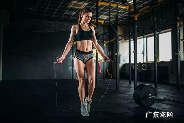 跳绳10周能甩掉多少脂肪?帅哥真人试验,效果简直不敢相信!