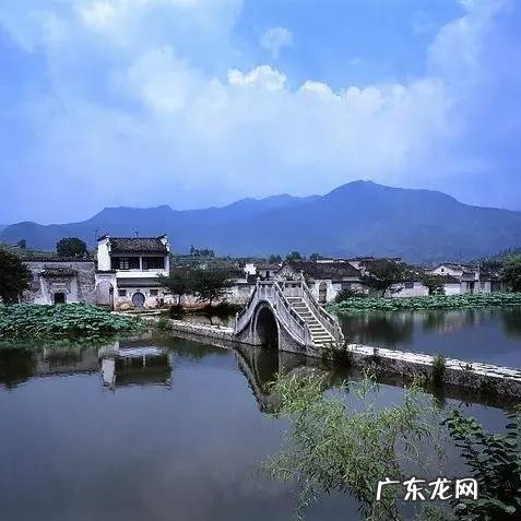 现在是吃桃子的季节吗,怎么样? 现在的季节有桃子吗