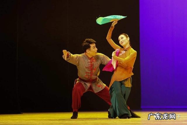 有谁知道瑞金丽平广场舞爱情恰恰的歌曲?