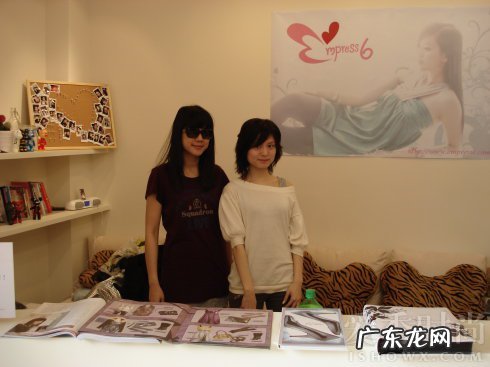 钟汉良的老婆谢易桦资料 背景 钟汉良女儿照片