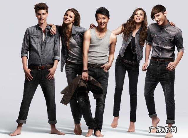 大学生适合买哪些平价的服装品牌?