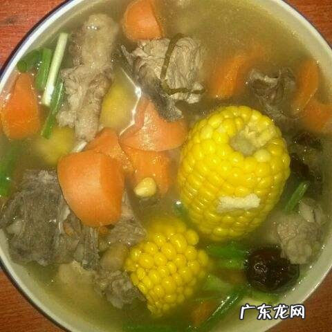 胡萝卜玉米排骨汤有营养吗？