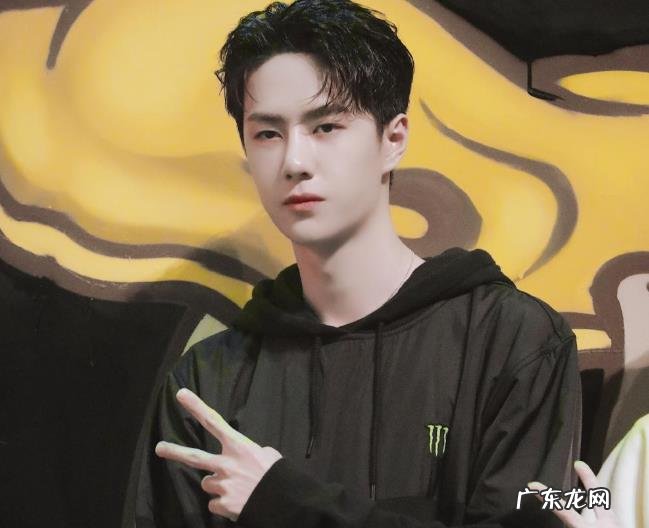 王一博说自己谈四次恋爱是真的吗?王一博女朋友是谁