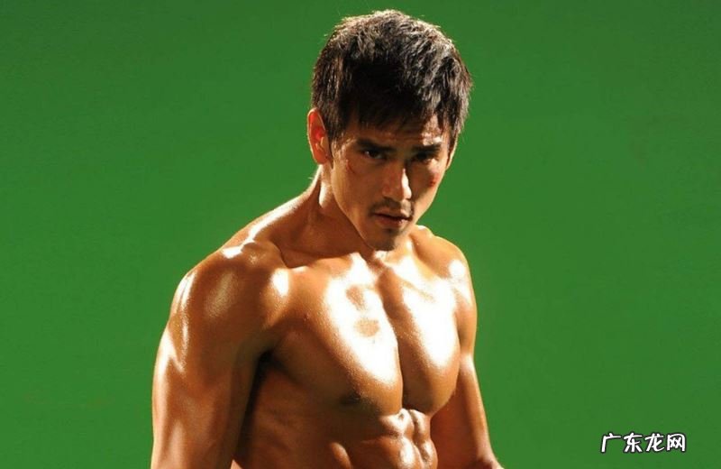 彭于晏官宣公布恋情,知道女方身份信息后,网友直呼般配