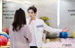 《彗星来的那一夜》第二部已经袭来，剧情和演员都有很大改动