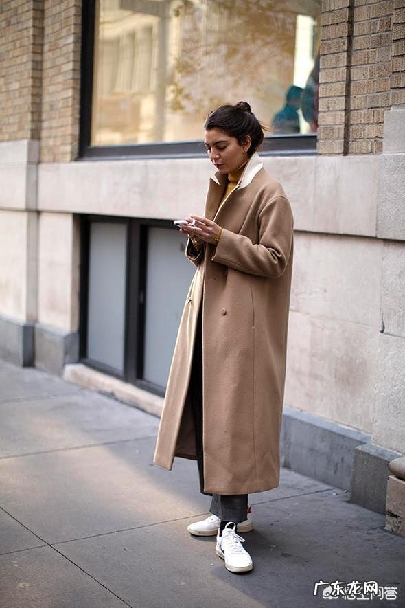 上胖下瘦的中年女人怎么穿？