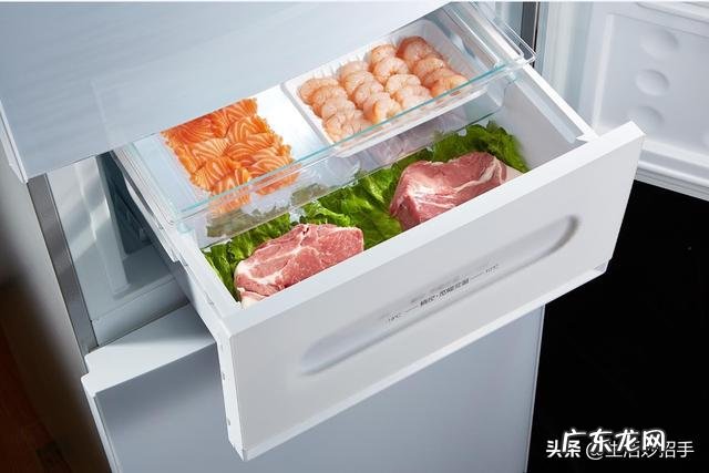 让衣物各自归位,日本主妇是如何做好衣柜收纳的呢