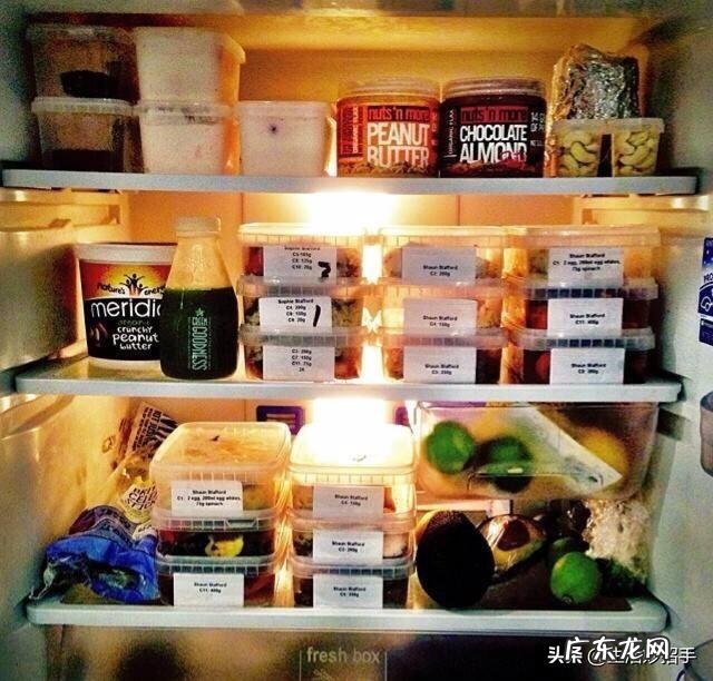 让衣物各自归位,日本主妇是如何做好衣柜收纳的呢