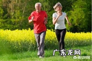 高血压人要吃点什么降血、平常时要注意什么 高血压的人可以喝啥降血压