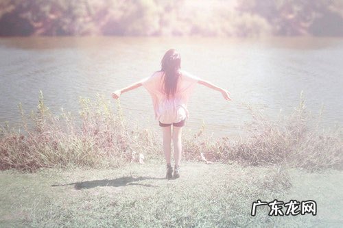 Oriah Mountain Dreamer:生活的邀请函