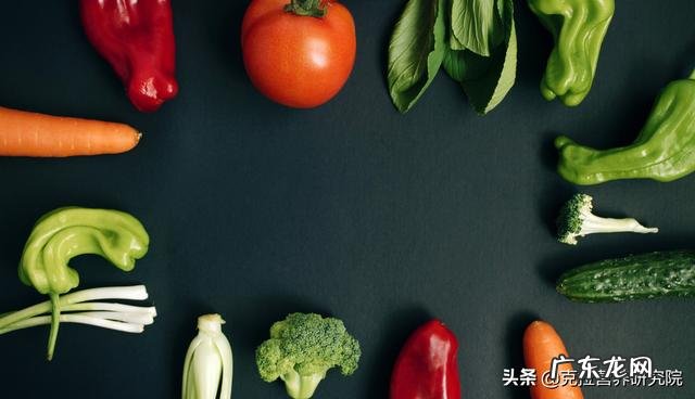 1个月坚持每天跑10公里能减肥吗?食物怎么吃?