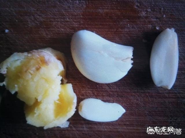 新鲜的鱼油怎么吃最好?家里杀的新鲜鱼有很多鱼油,应该怎么吃?