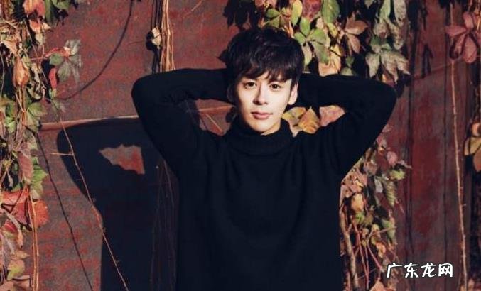 魏哲鸣老婆王岚照片,王小岚和魏哲鸣的合照