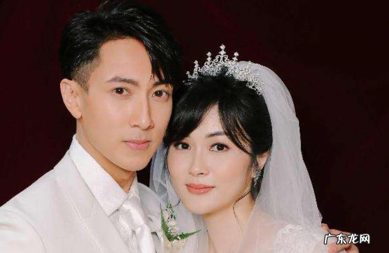 吴尊微博分享夫妻二人的结婚照,男帅女美太甜了,要永远幸福