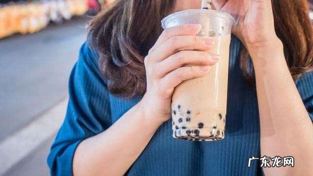 超喜欢吃奶茶里的珍珠,感觉很有嚼劲,请问珍珠是用什么做的?