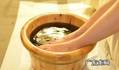 坚持泡脚对身体有何好处?如何泡才不会让健康受损?