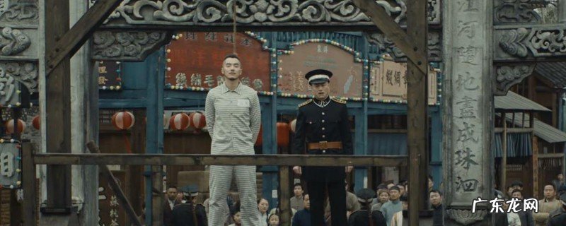 戎傲霜对肖兰兰利用银铃启了吗