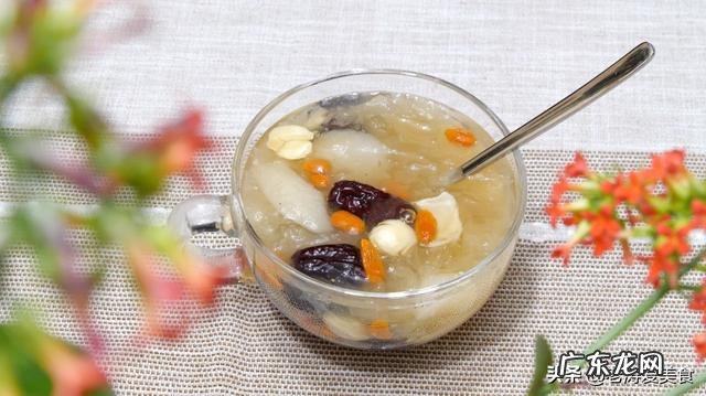 银耳汤在家里做没有枸杞和红枣怎么做？