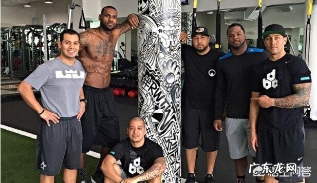 美国的一些篮球训练师球技非常了得，但为什么打不了NBA？