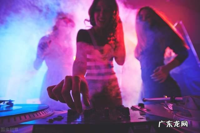 如果把男子暴打三人吃饭的视频全程公开,能不能发现些秘密?