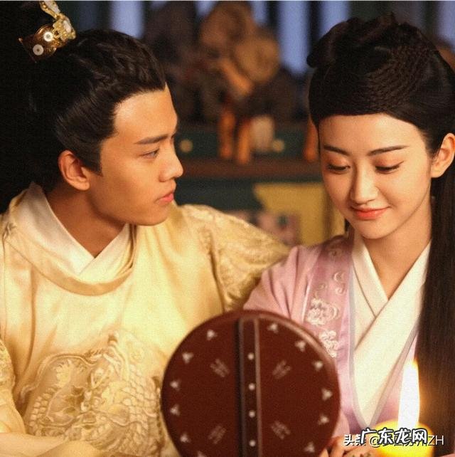 他是唐嫣同学因嗓音被人瞧不起,曾落魄到吃垃圾现逆袭成男神?