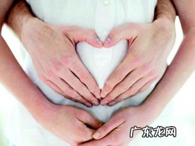 怀孕后,为何有的人不显怀,有的肚子却很大?