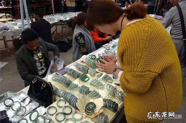 在缅甸千万不能做的事是什么?