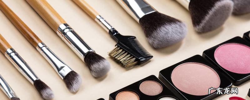 化装刷浑净海绵利用要领是甚么