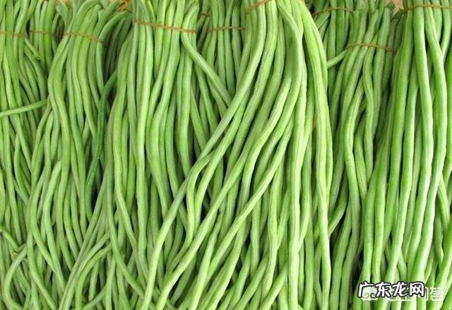 长豆角种植叶子出现黄叶病?怎么防zhi?