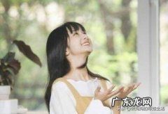 怀孕7个半月胎动力气很大正常吗？