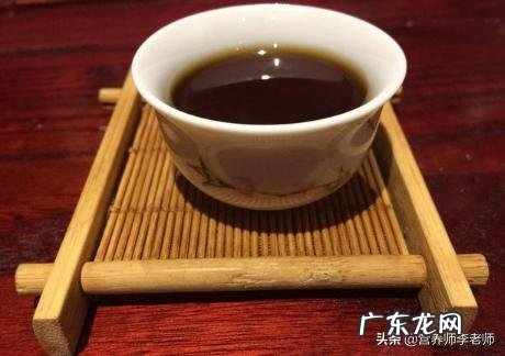 每天喝足够多的水,对减肥能起点小作用吗?