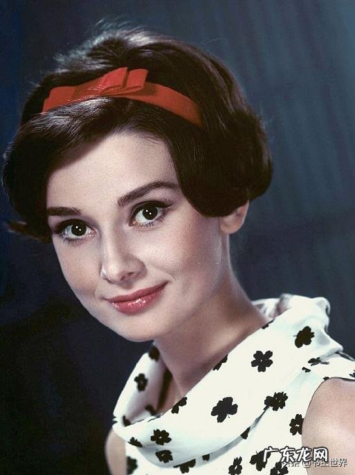 奥黛丽·赫本看起来很美,却不觉得性感,这是为什么?