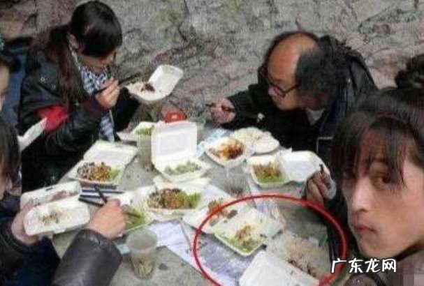 发盒饭是甚么意义