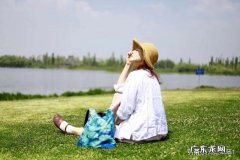 30岁的女人，穿什么鞋子好看？怎么搭配呢？