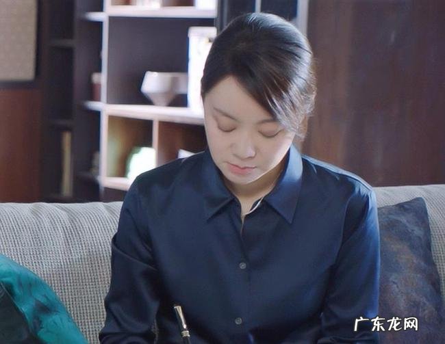 《突围》播出到第13.14散,编剧为何要摆设平易近国剧啊?