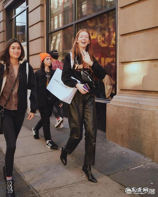 穿什么裤子才显高,或者搭配什么样的鞋子比较显高?