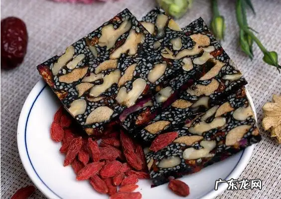 阿胶糕作用适合人群 阿胶糕的好处及适用人群