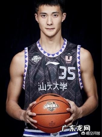 年薪仅30万,汕大杜兰特朱松纬会放弃CBA去野球场捞金吗?