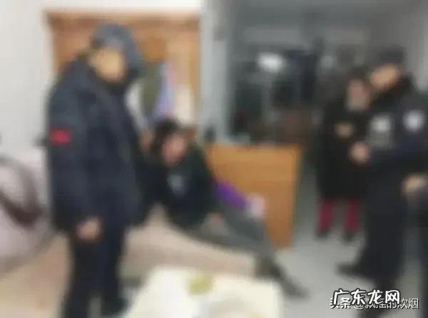 因女友提分手,贺兰县男子吞服药物自杀,险丢命,如何看待此事?