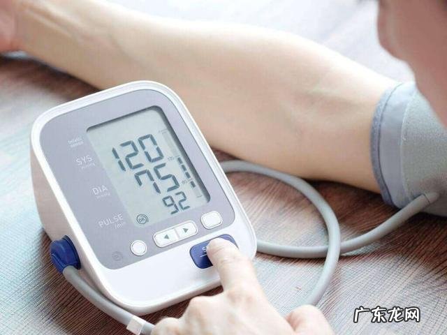 经常头晕恶心想吐咋回事?