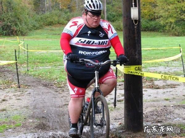 如果胖的人想减肥,究竟是跑步减肥好,还是骑自行车更好呢?