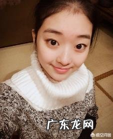 为什么花滑“小花”李子君会在22岁巅峰期宣布退役?