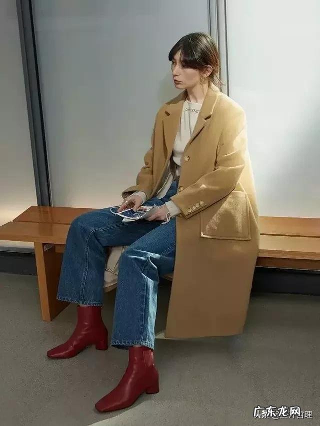 什么样的靴子显腿瘦还显腿长?
